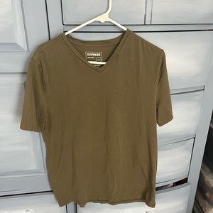 Express slim stretch green vneck size lg